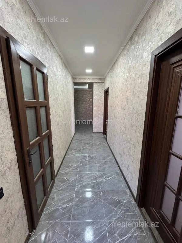 Satılır 3 otaqlı yeni tikili 72 m²