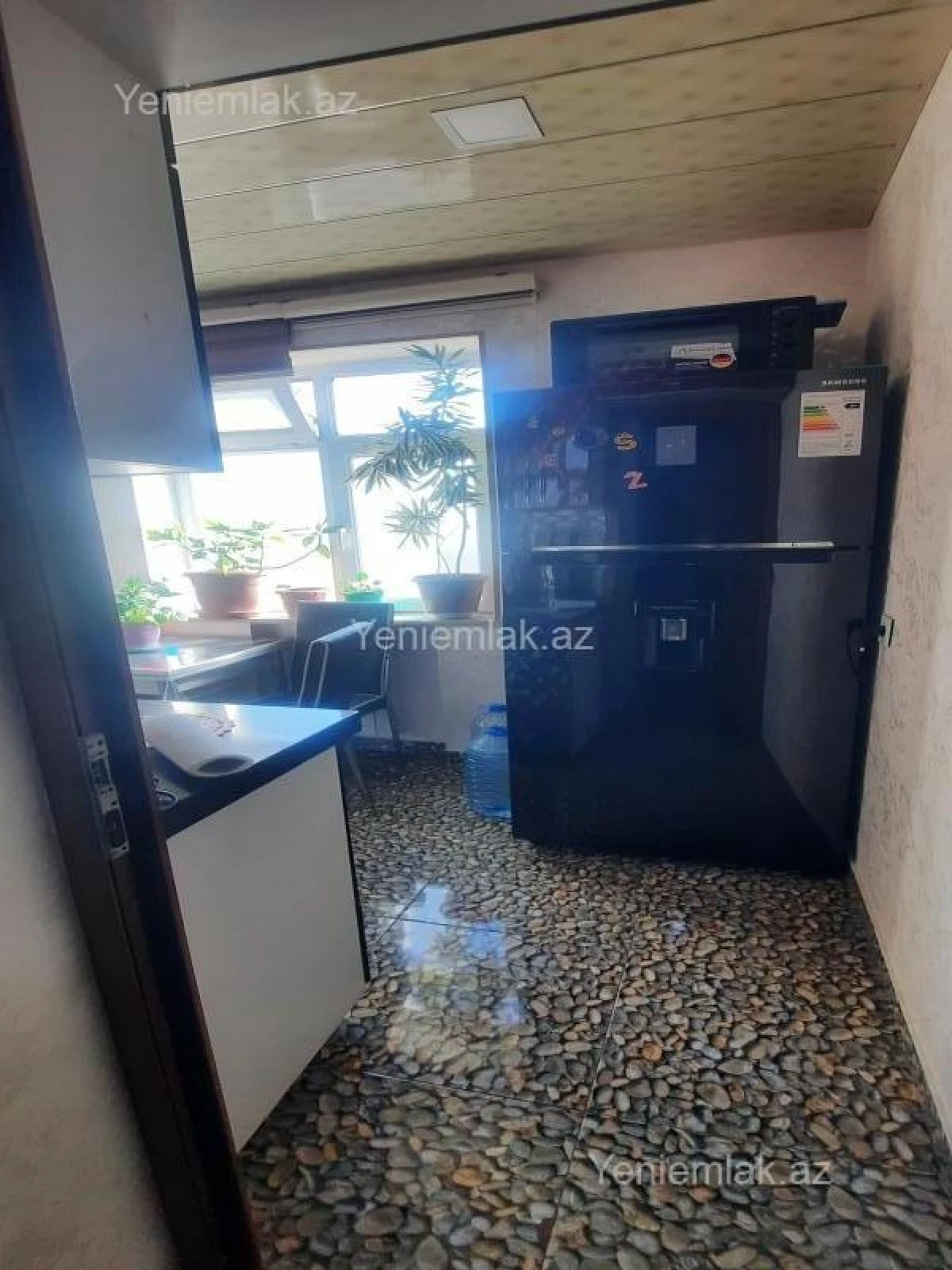 Satılır 3 otaqlı köhnə tikili 65 m²