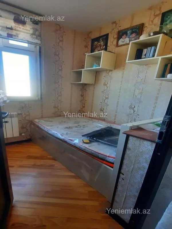 Satılır 3 otaqlı köhnə tikili 65 m²