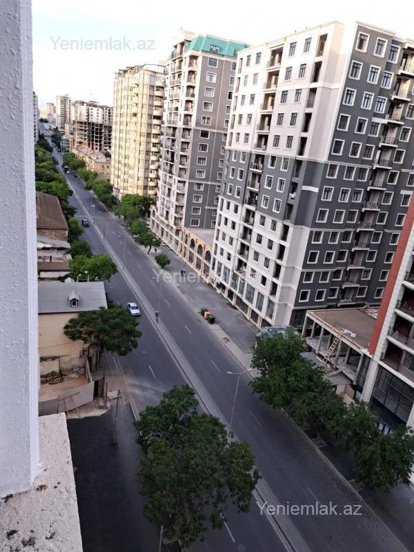 Satılır 2 otaqlı yeni tikili 110 m²