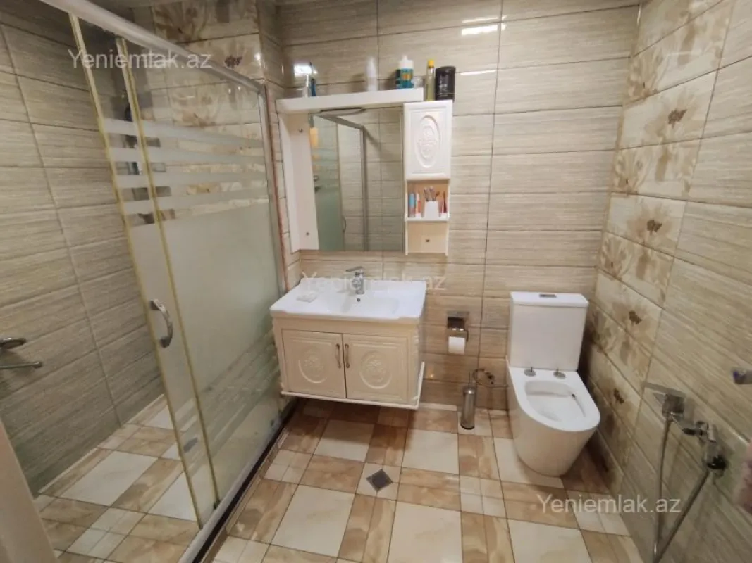 Satılır 3 otaqlı yeni tikili 105 m²