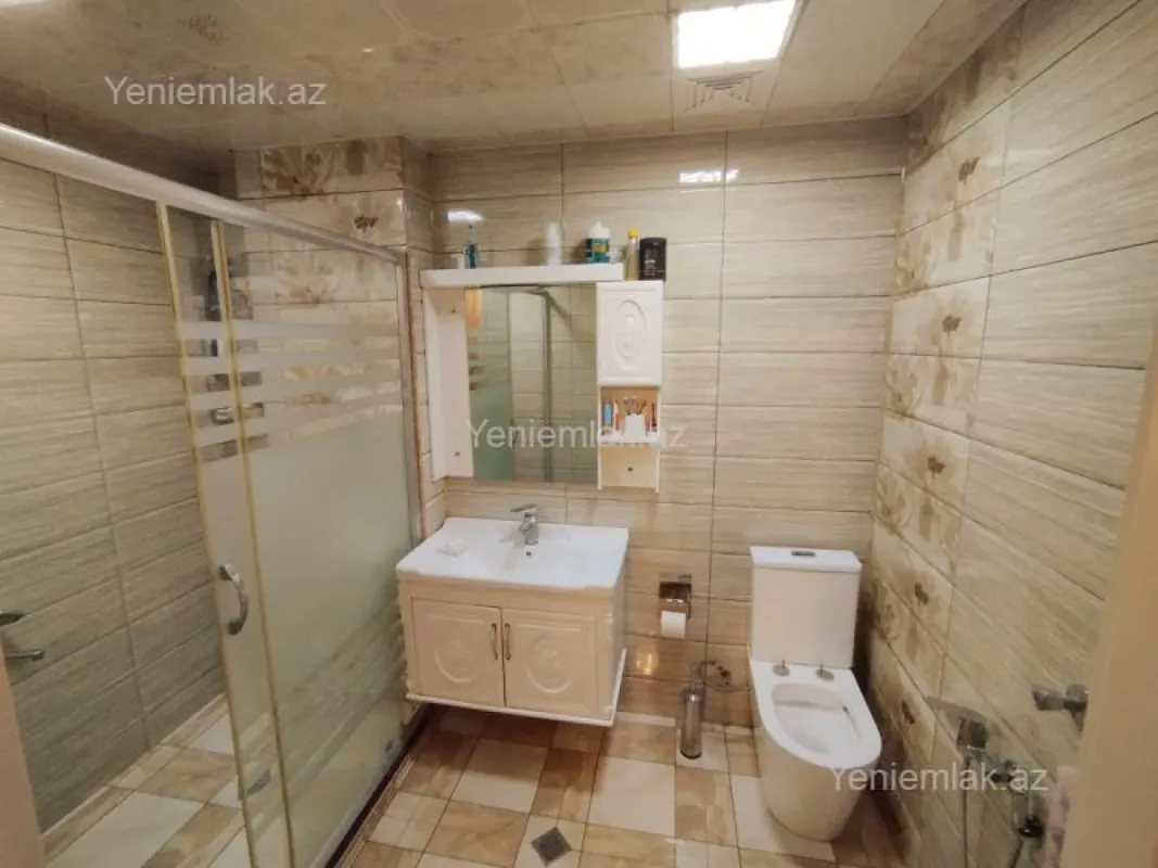 Satılır 3 otaqlı yeni tikili 105 m²