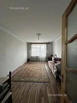 Satılır 3 otaqlı köhnə tikili 65 m²