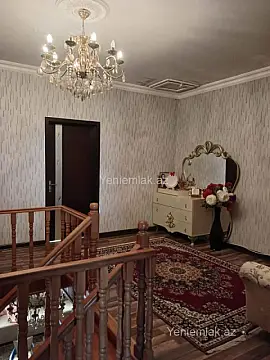 Satılır 5 otaqlı həyət evi 280 m²