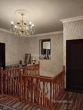 Satılır 5 otaqlı həyət evi 280 m²