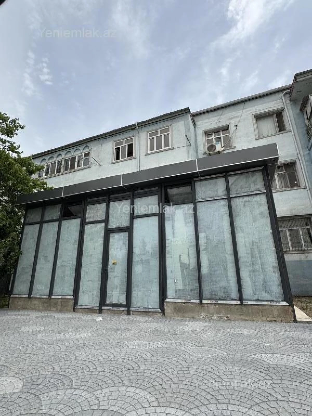 Satılır 3 otaqlı obyekt 130 m²