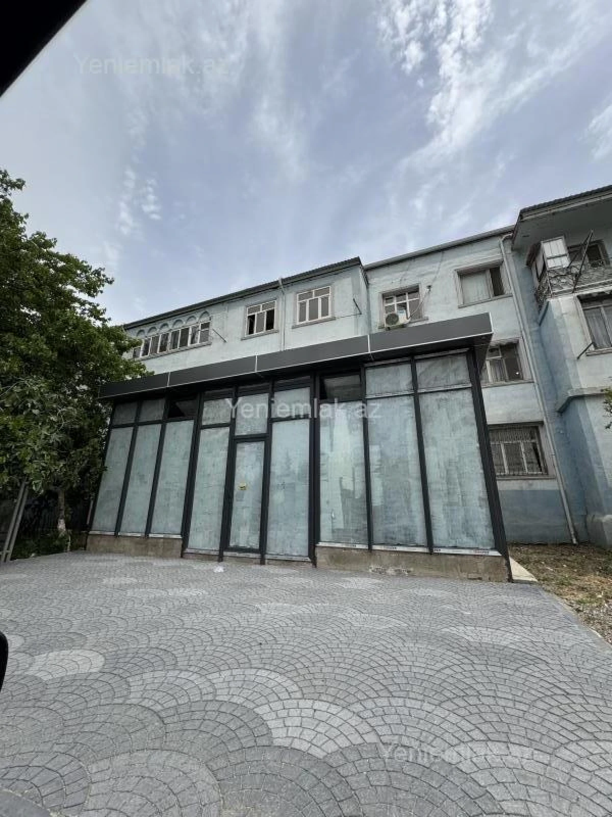 Satılır 3 otaqlı obyekt 130 m²