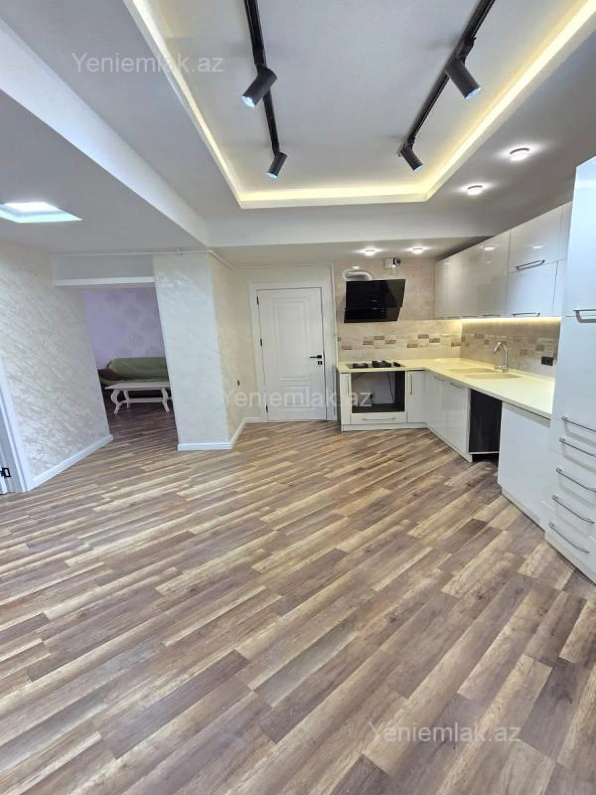 Satılır 2 otaqlı yeni tikili 85 m²