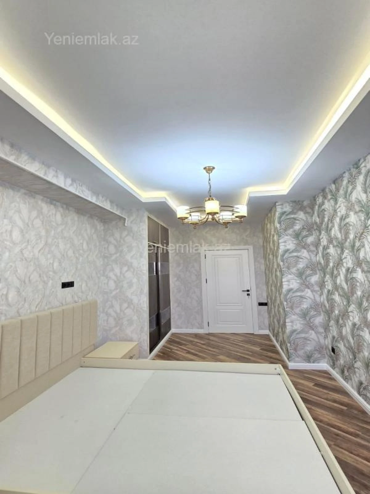 Satılır 2 otaqlı yeni tikili 85 m²