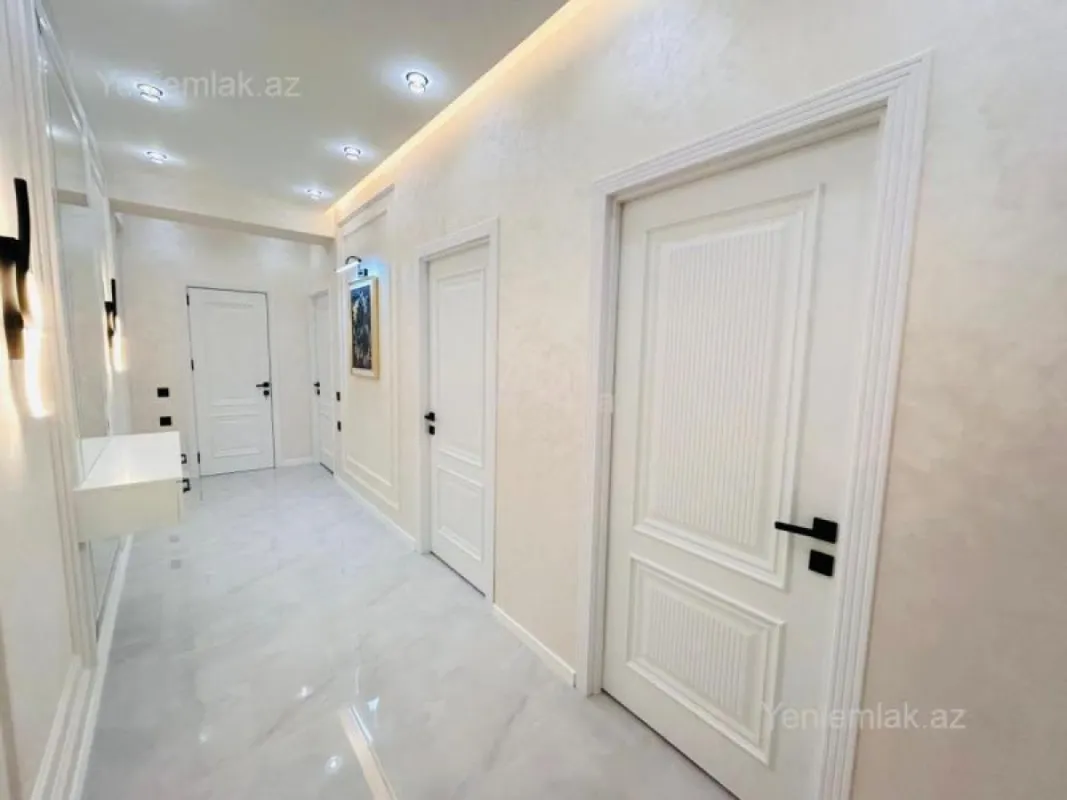 Satılır 2 otaqlı yeni tikili 84 m²