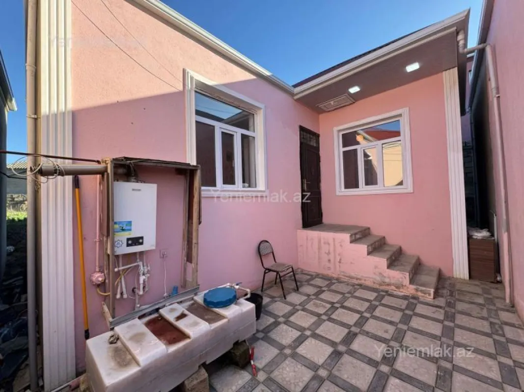 Satılır 2 otaqlı həyət evi 56 m²