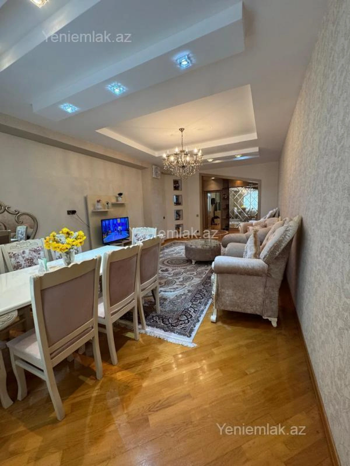 Satılır 3 otaqlı yeni tikili 127 m²