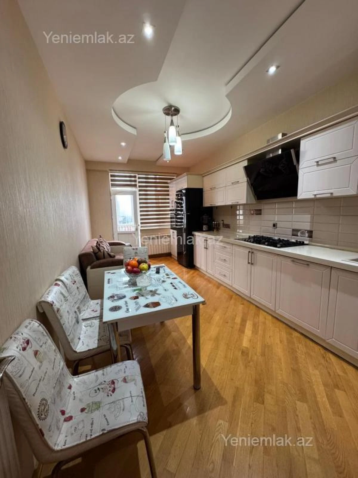 Satılır 3 otaqlı yeni tikili 127 m²