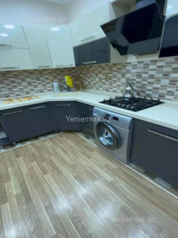 Satılır 3 otaqlı yeni tikili 78 m²