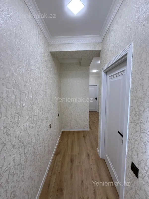 Satılır 3 otaqlı yeni tikili 85 m²