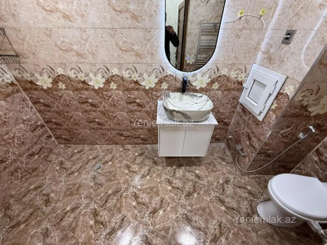 Satılır 3 otaqlı yeni tikili 85 m²