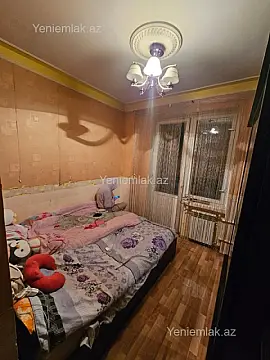Satılır 3 otaqlı köhnə tikili 75 m²