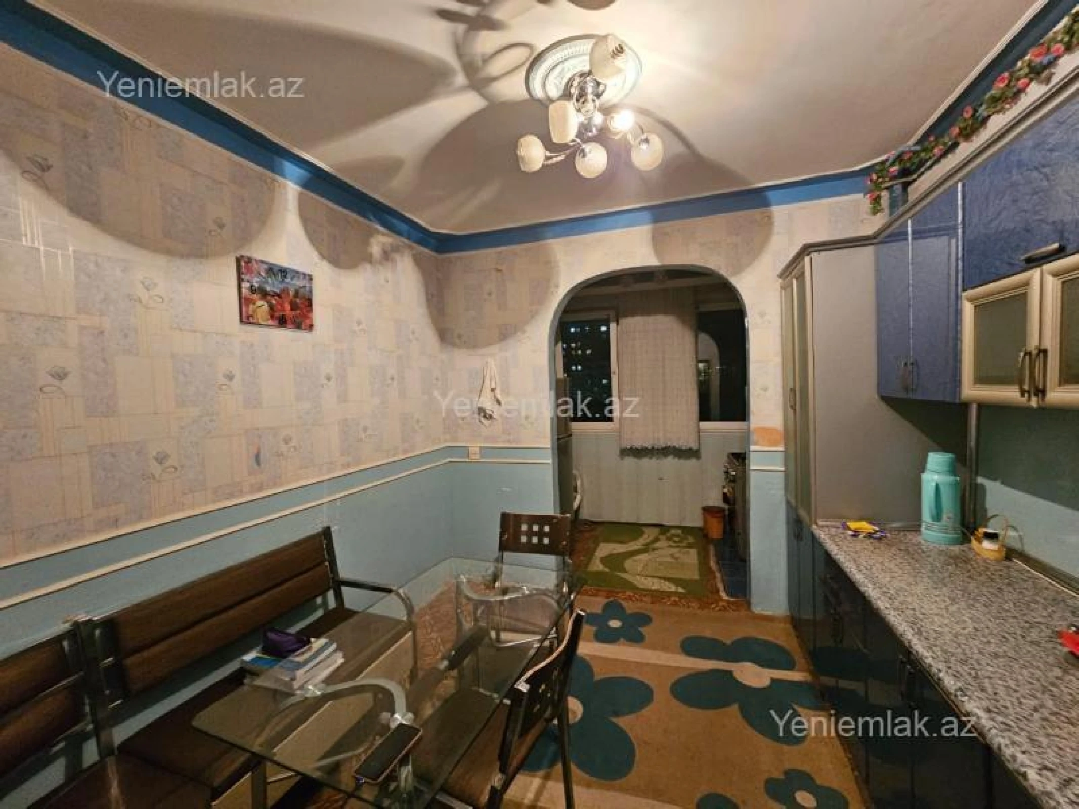 Satılır 3 otaqlı köhnə tikili 75 m²