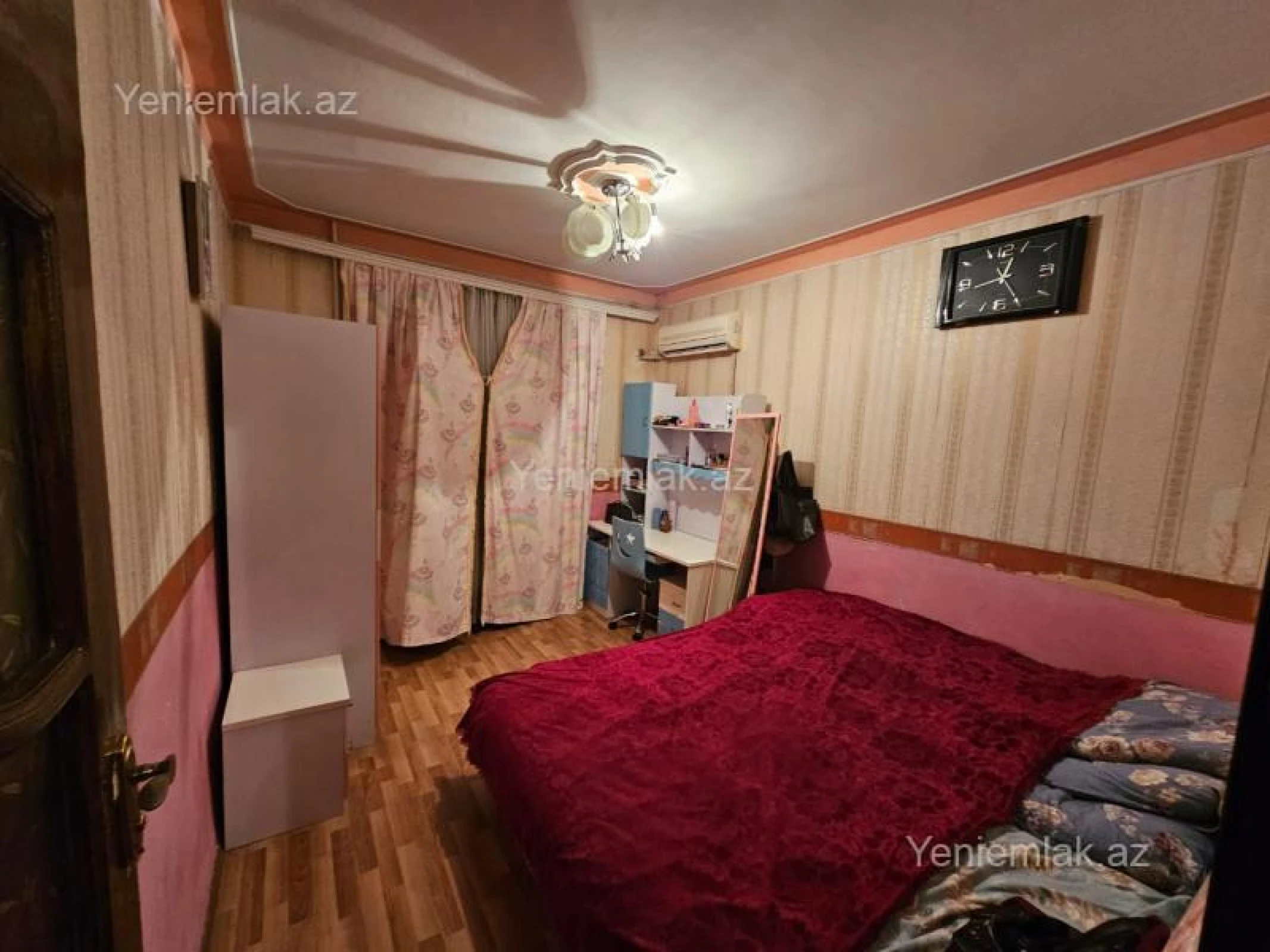 Satılır 3 otaqlı köhnə tikili 75 m²