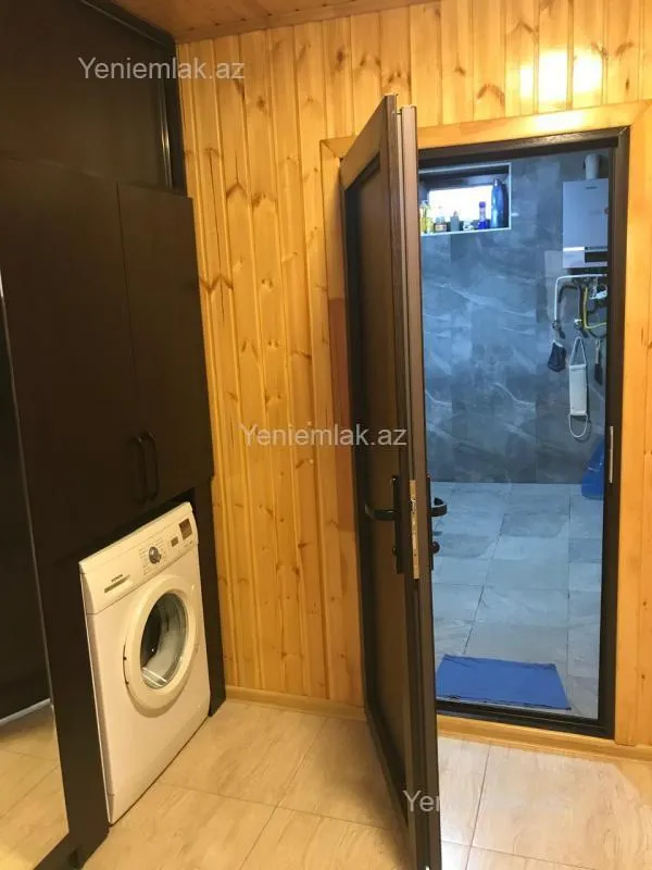 Satılır 7 otaqlı həyət evi 230 m²