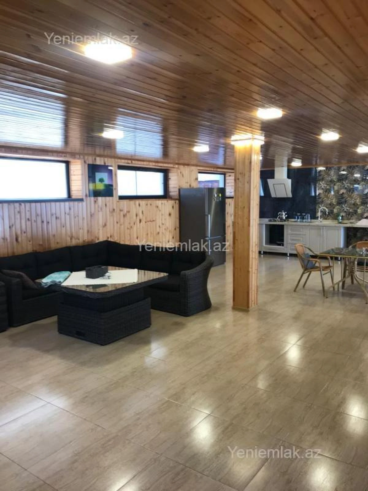 Satılır 7 otaqlı həyət evi 230 m²
