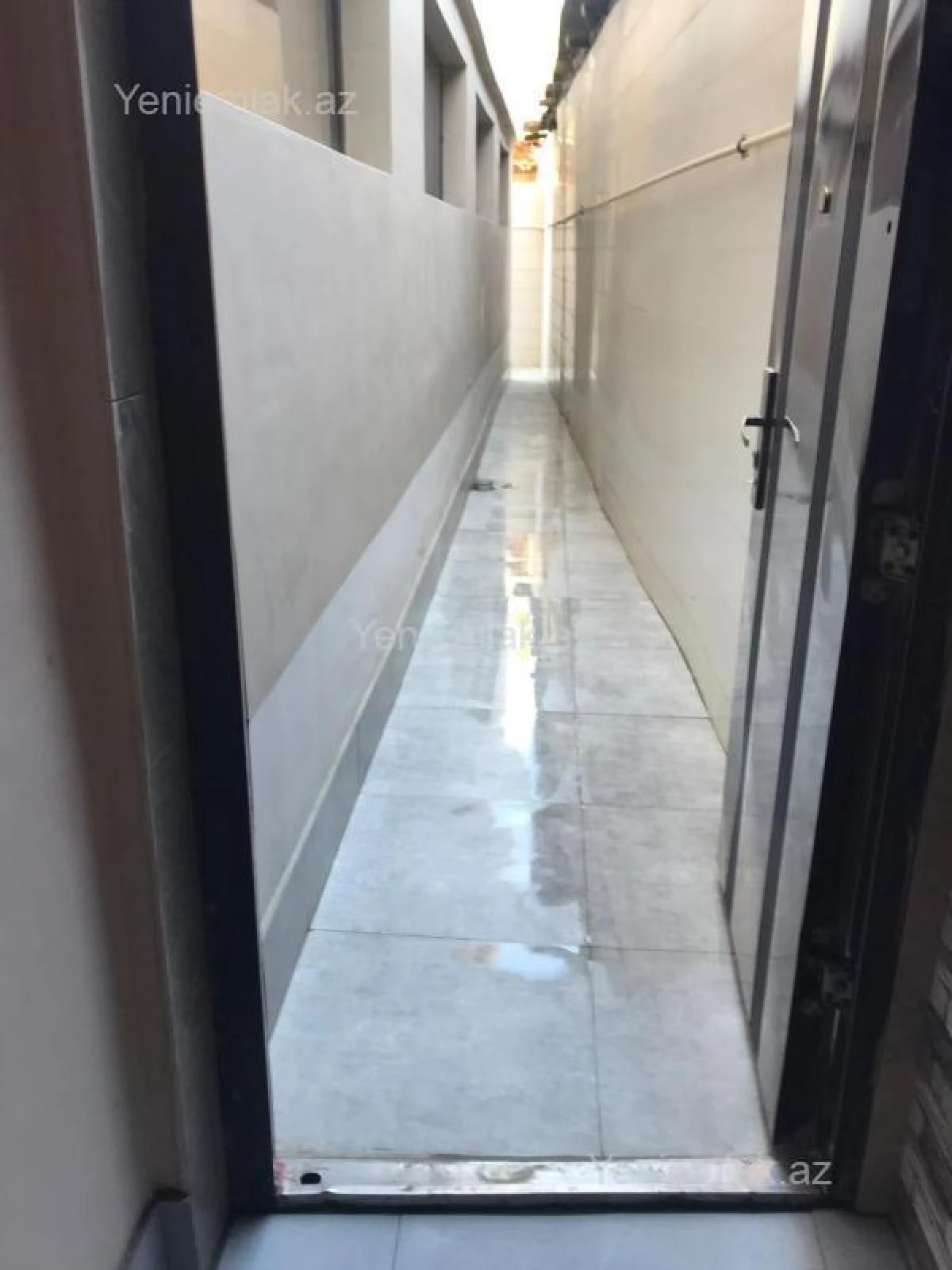 Satılır 7 otaqlı həyət evi 230 m²