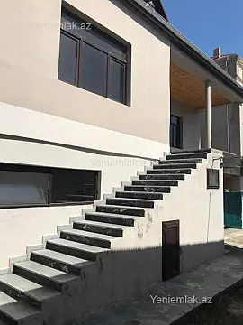 Satılır 7 otaqlı həyət evi 230 m²