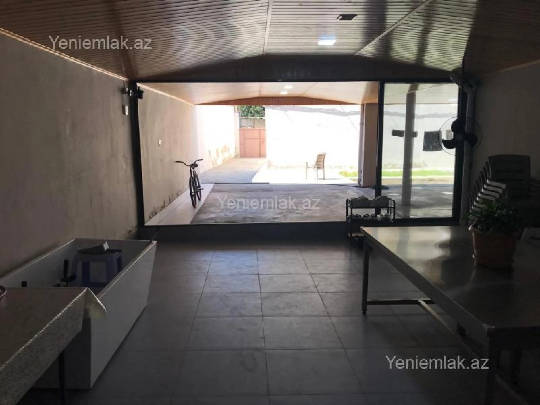 Satılır 7 otaqlı həyət evi 230 m²