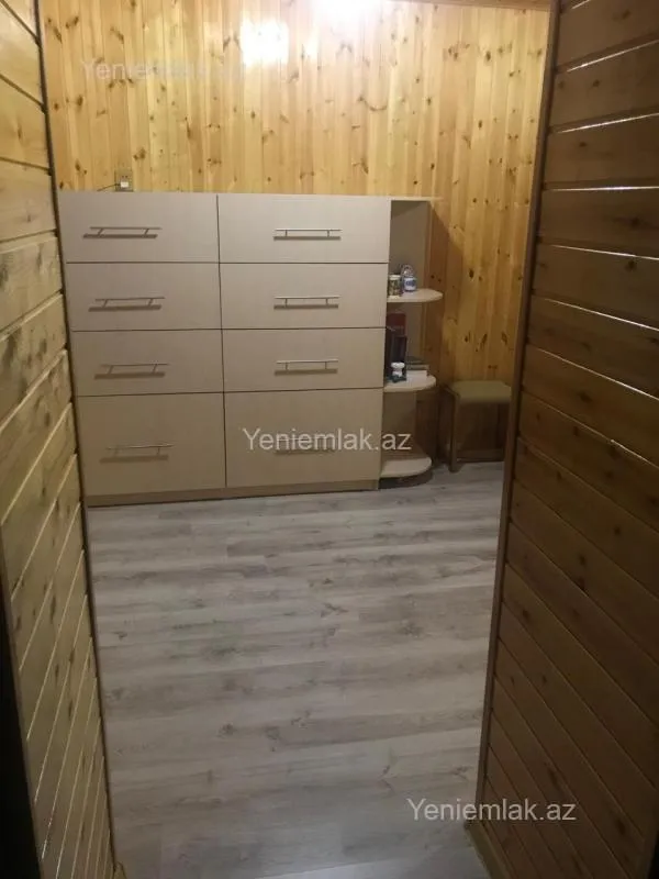Satılır 7 otaqlı həyət evi 230 m²