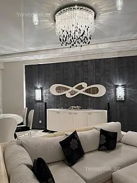 Satılır 3 otaqlı yeni tikili 130 m²