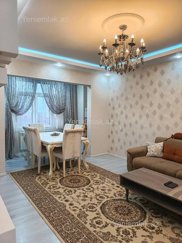 Satılır 3 otaqlı köhnə tikili 70 m²