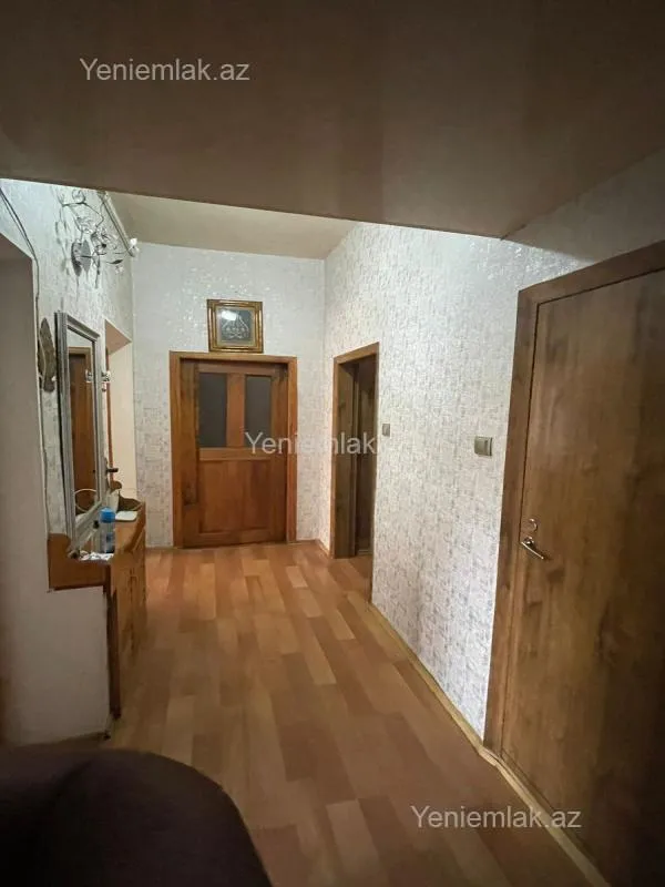 Satılır 3 otaqlı köhnə tikili 67 m²