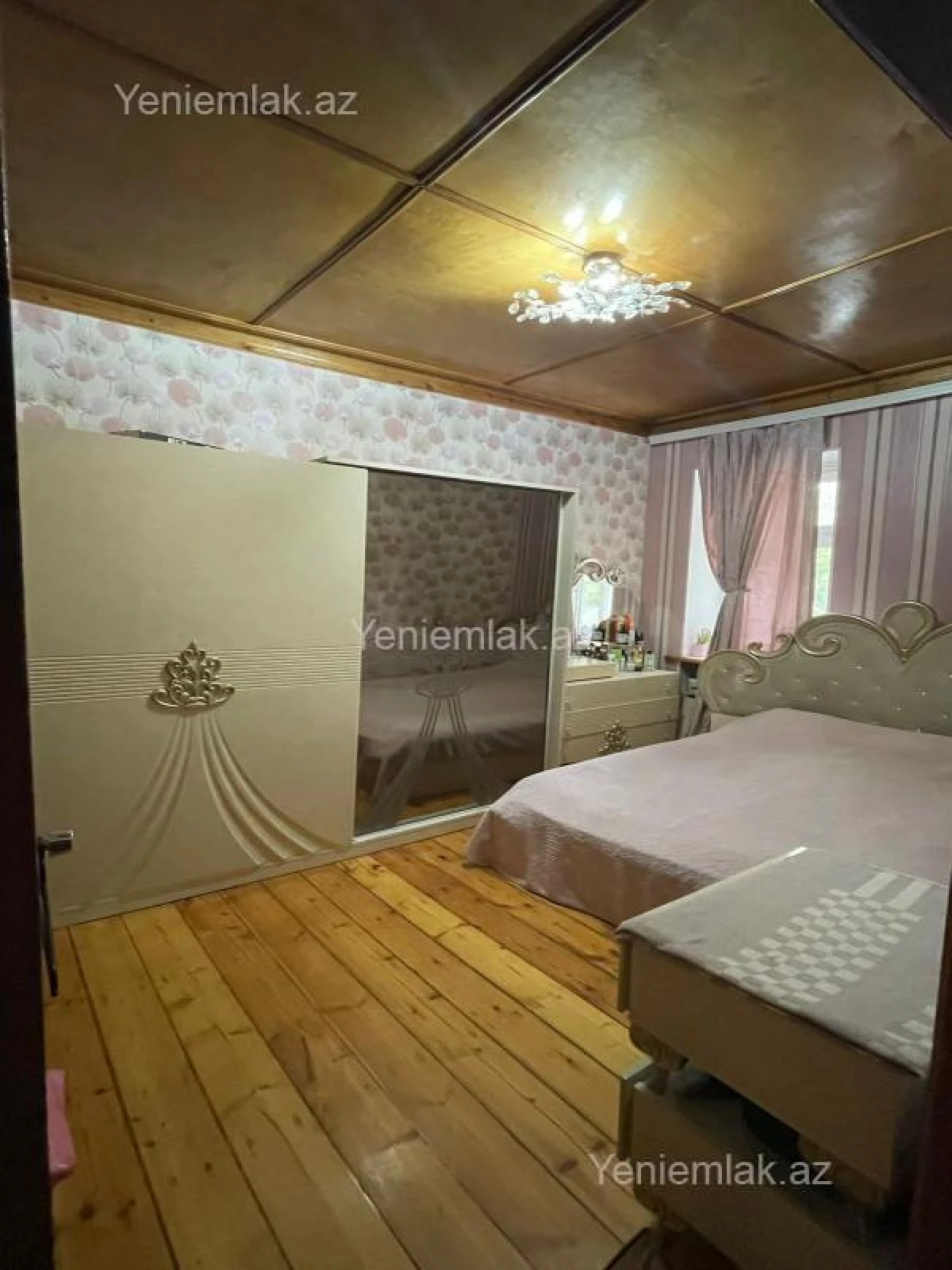 Satılır 3 otaqlı köhnə tikili 67 m²