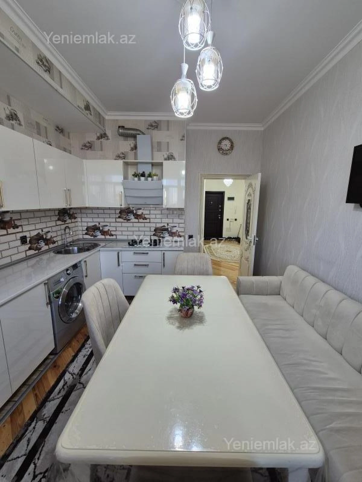 Satılır 2 otaqlı yeni tikili 96 m²
