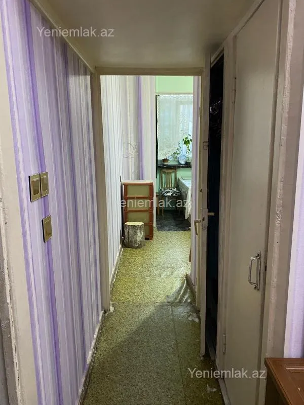 Satılır 2 otaqlı köhnə tikili 65 m²