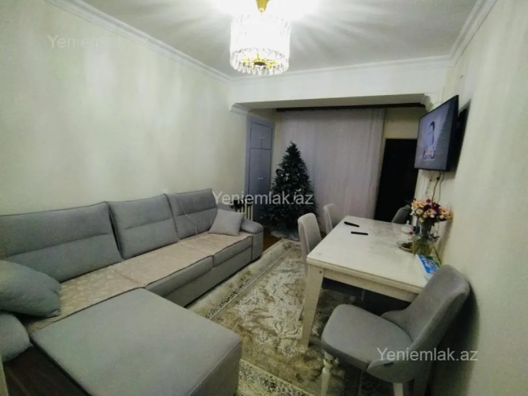 Satılır 2 otaqlı köhnə tikili 35 m²