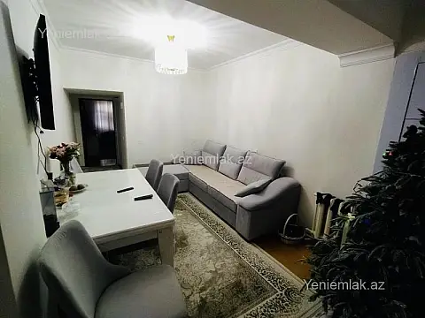 Satılır 2 otaqlı köhnə tikili 35 m²