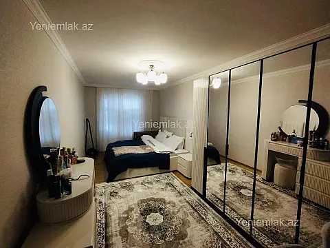 Satılır 2 otaqlı köhnə tikili 35 m²