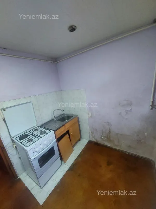 Satılır 2 otaqlı köhnə tikili 48 m²
