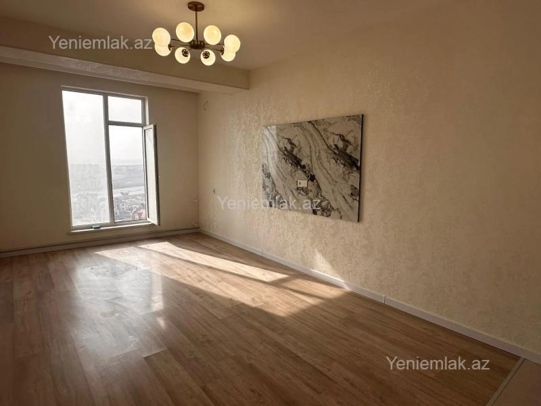 Satılır 3 otaqlı yeni tikili 84 m²