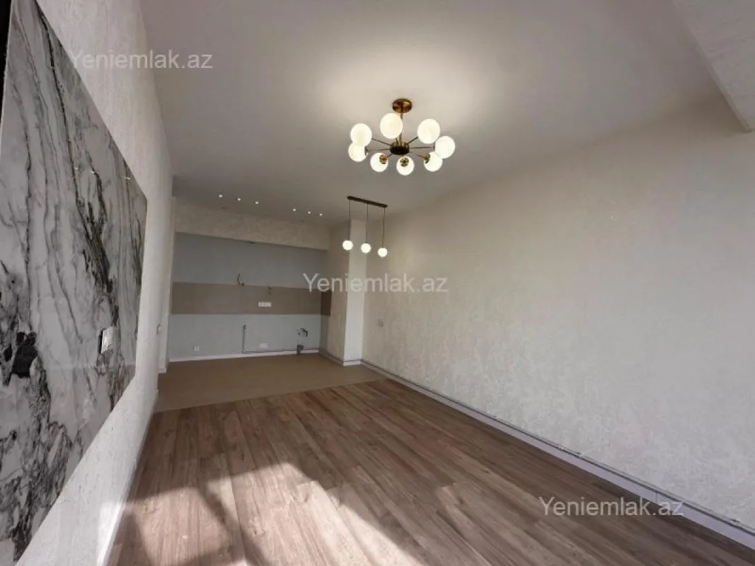 Satılır 3 otaqlı yeni tikili 84 m²