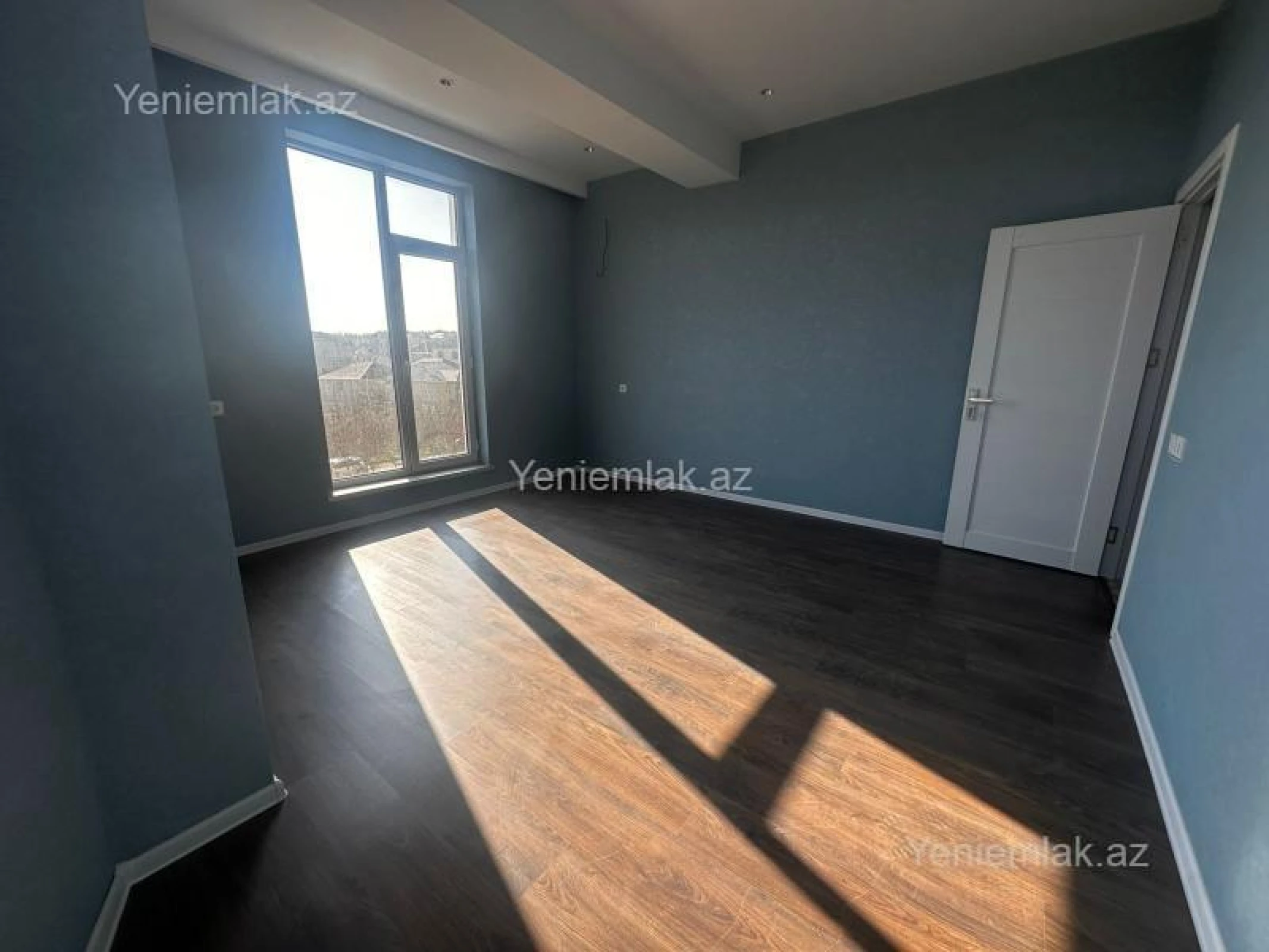 Satılır 3 otaqlı yeni tikili 102 m²