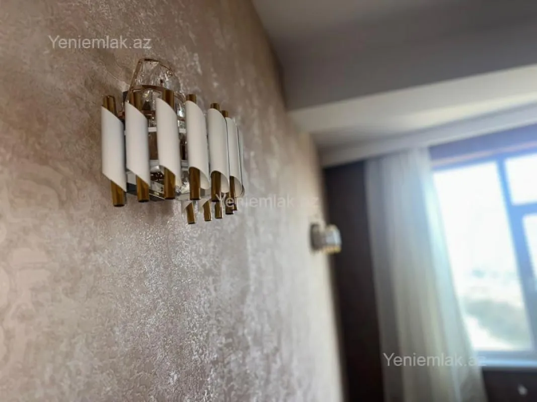 Satılır 3 otaqlı yeni tikili 102 m²