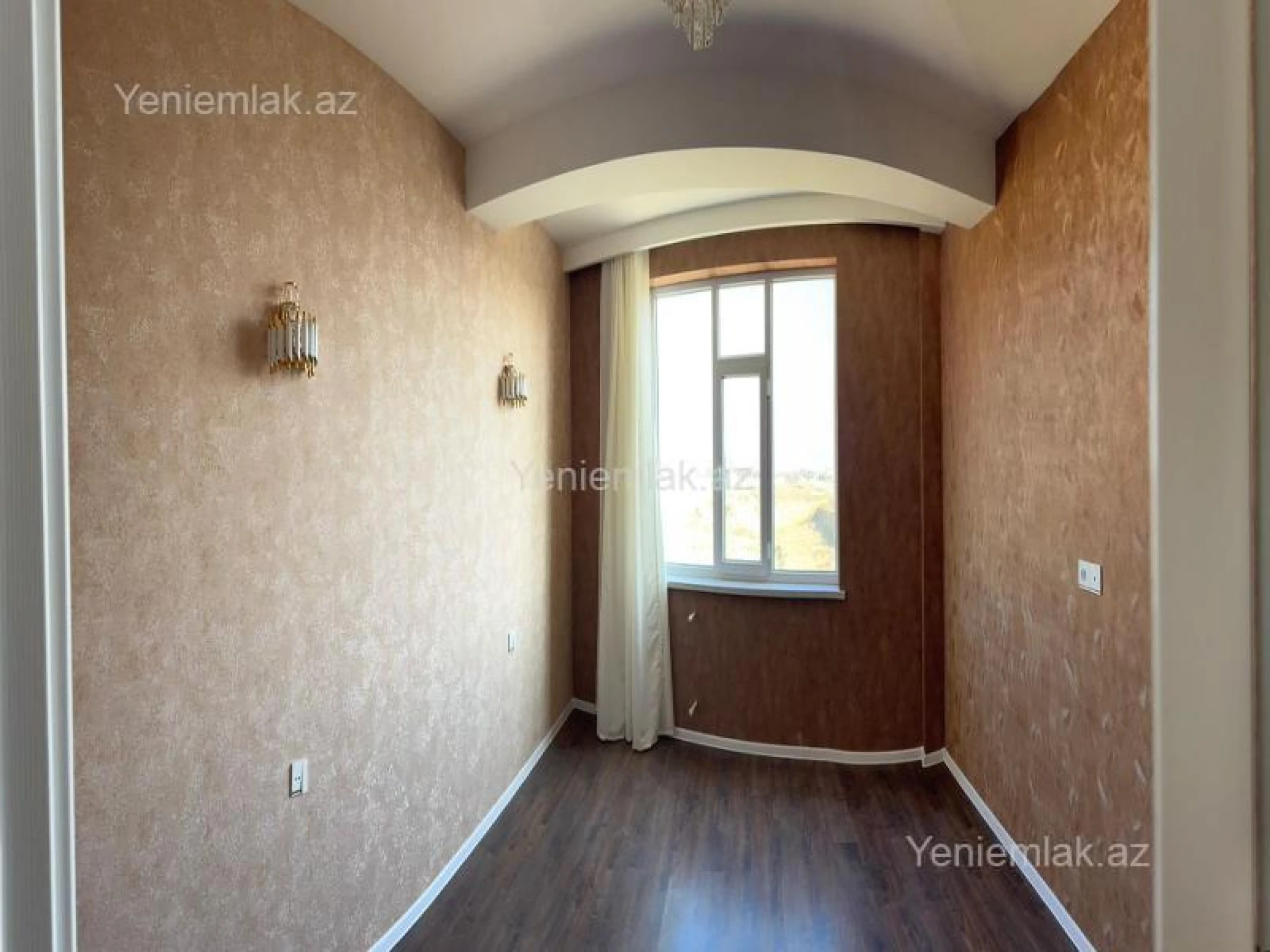 Satılır 3 otaqlı yeni tikili 102 m²