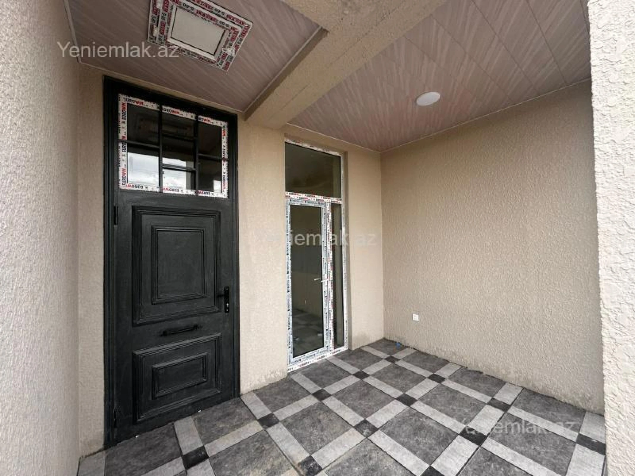 Satılır 3 otaqlı həyət evi 64 m²