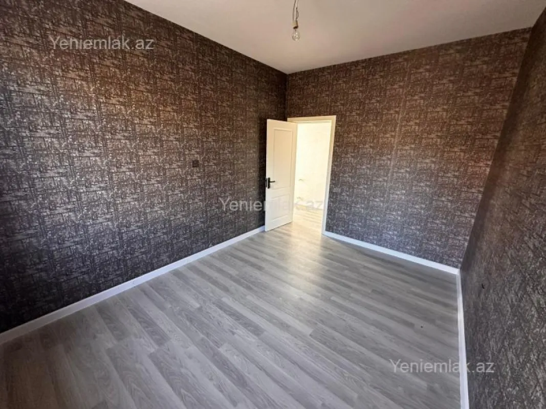 Satılır 5 otaqlı həyət evi 175 m²