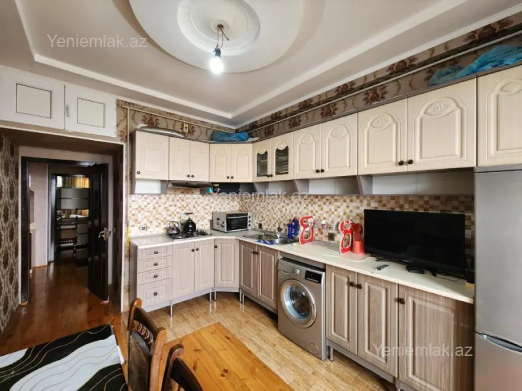 Satılır 2 otaqlı yeni tikili 69 m²