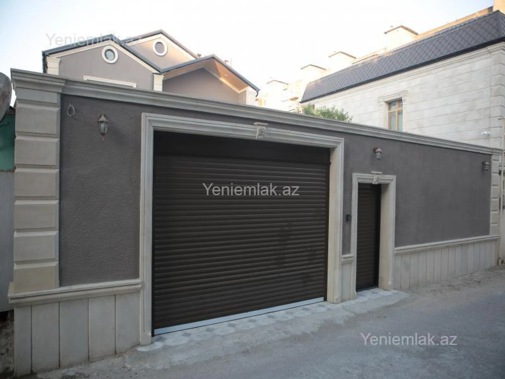Satılır 6 otaqlı həyət evi 375 m²