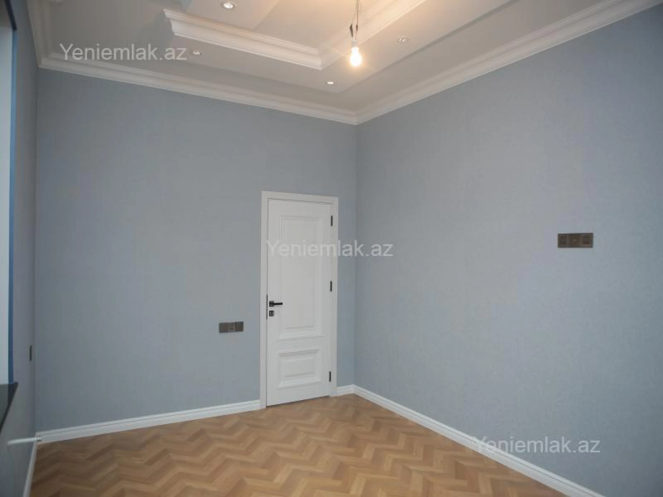 Satılır 6 otaqlı həyət evi 375 m²