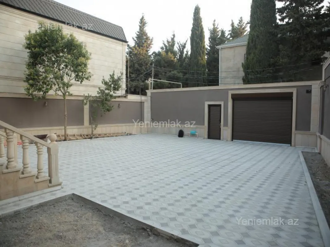 Satılır 6 otaqlı həyət evi 375 m²